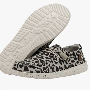 Hey Dude zebra print